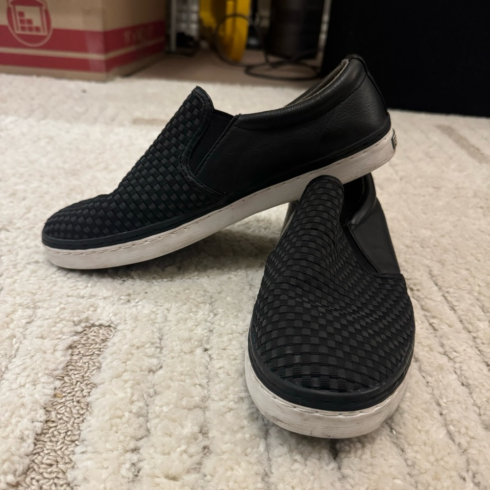 Cole Haan | Women’s Size 9 | Black Slip-on Sneakers